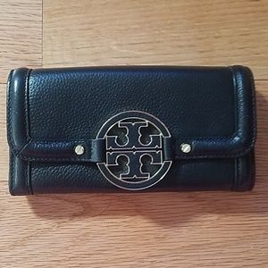 Tory Burch Wallet